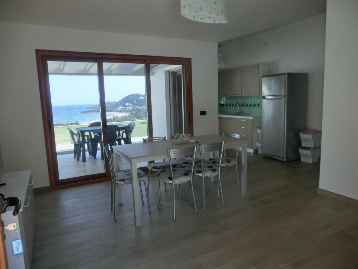 La Costa Est Villa Con Vista Mare In Ogliastra Sardegna Tertenia Luaran gambar