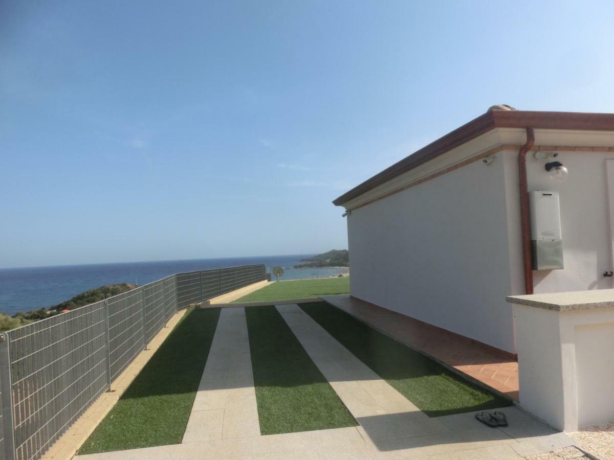 La Costa Est Villa Con Vista Mare In Ogliastra Sardegna Tertenia Luaran gambar