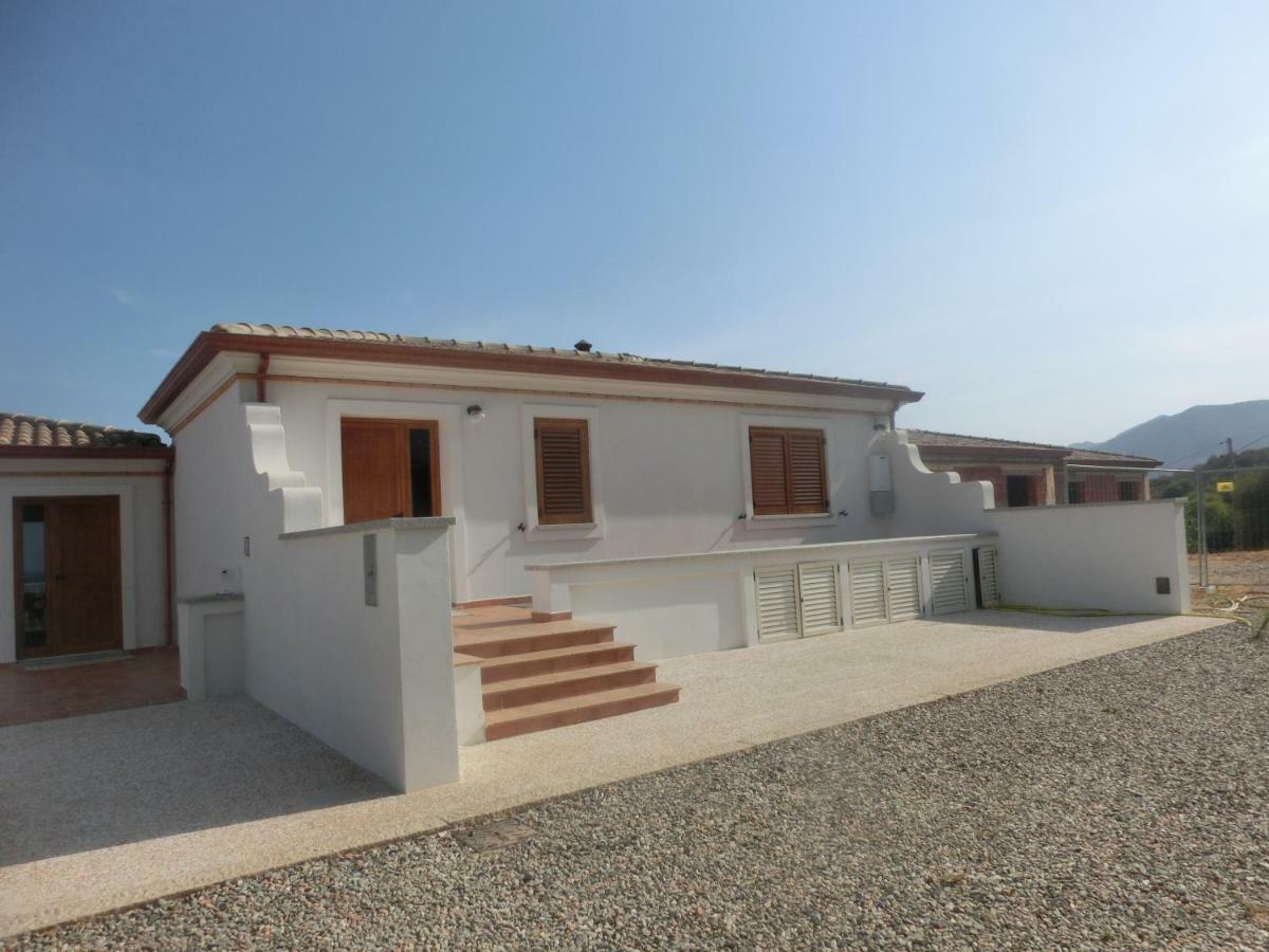 La Costa Est Villa Con Vista Mare In Ogliastra Sardegna Tertenia Luaran gambar