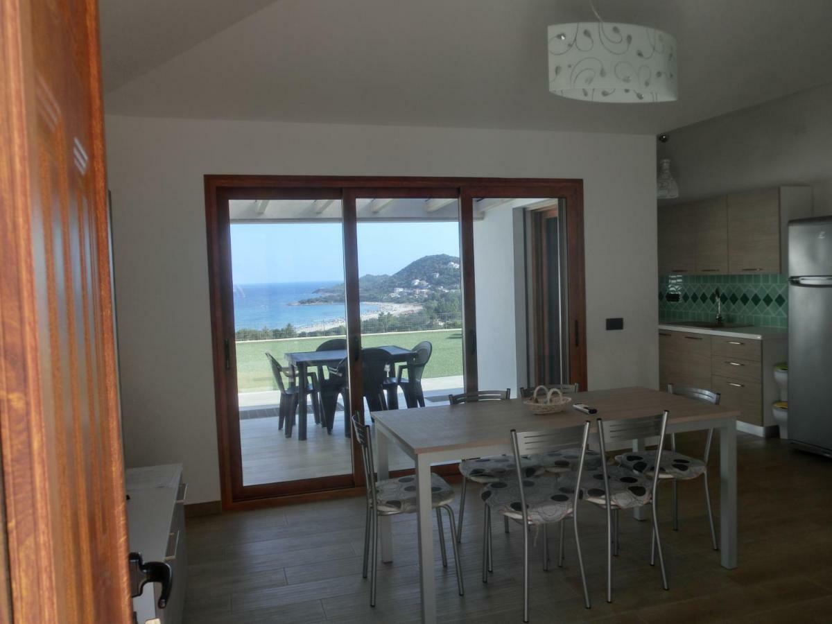 La Costa Est Villa Con Vista Mare In Ogliastra Sardegna Tertenia Luaran gambar